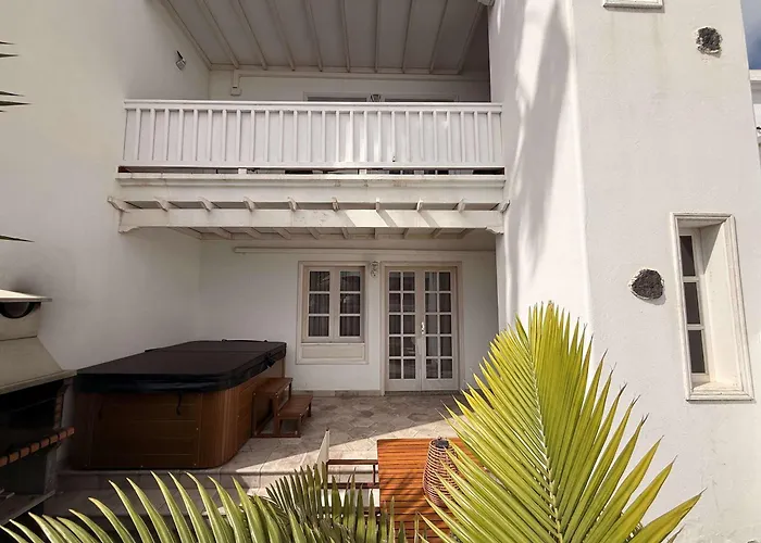 Le Family Palms Patio Jacuzzi By Bayside Lejlighed Playa Honda (Lanzarote)