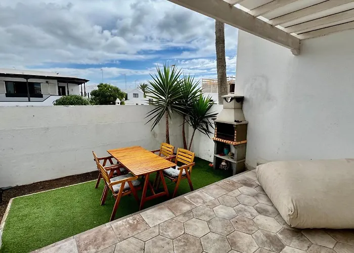 Le Family Palms Patio Jacuzzi By Bayside Διαμέρισμα Playa Honda (Lanzarote)